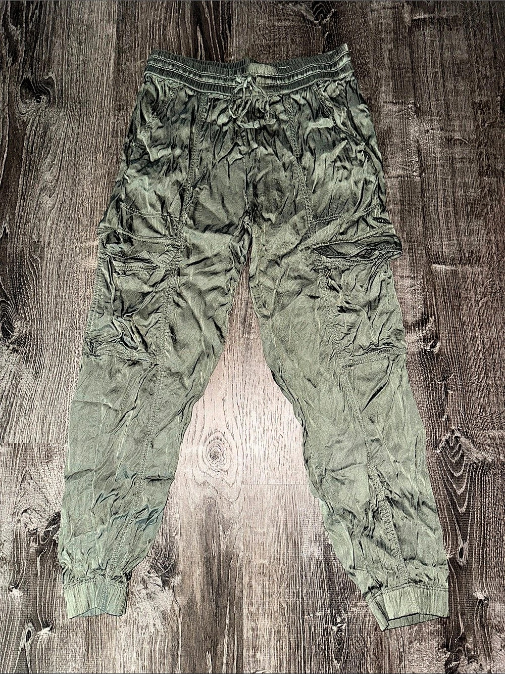 Aerie Green Satin Cargo Jogger Pants
